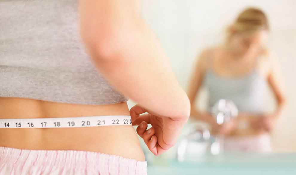 Figura 5. Medida de la cintura abdominal.